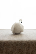 Swan No.001